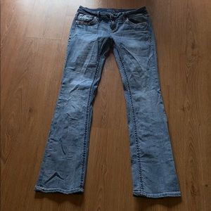 Mid Rise Bootcut jeans